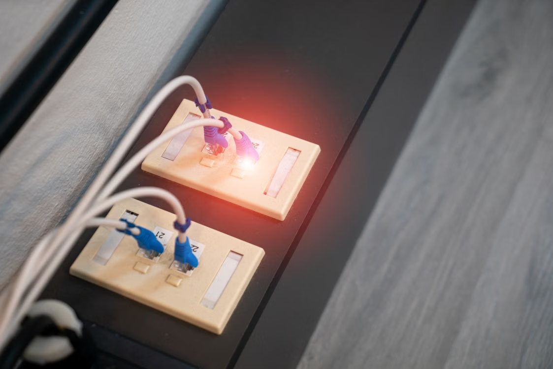 CONNECTED & INTEGRATED SYSTEMS